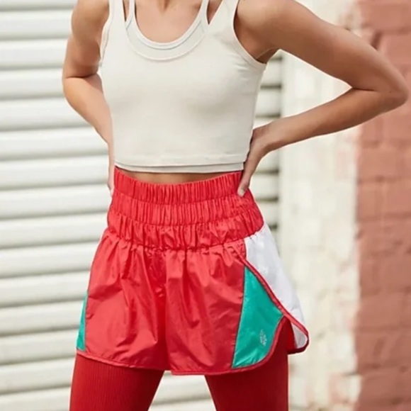 Free People Pants - 🎉HP🎉 Free people high rise shorts